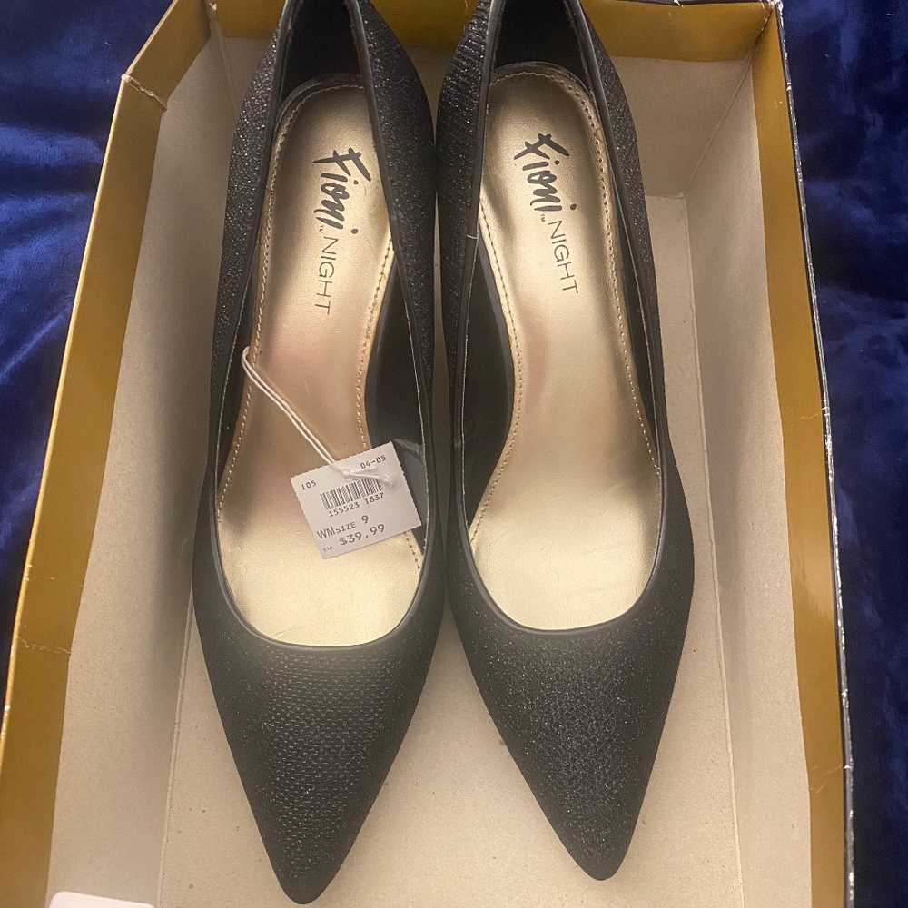 Fioni Night Black Shimmer Heels